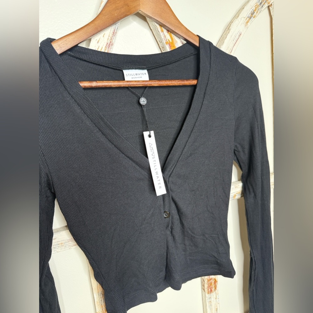 Stillwater Black Ribbed V-Neck Long Sleeve Tee